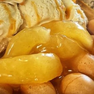 The Mainlander- Apple Pie Ala Mode Waffle Sundae